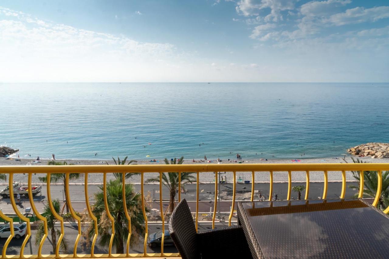 Beachfront Apartment Promenade Des Anglais Nice Eksteriør billede
